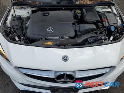 Zdjęcie 11 z 12 samochodu: 2019 MERCEDES-BENZ CLA 250 4MATIC VIN:WDDSJ4GBXKN774868 - miniatura