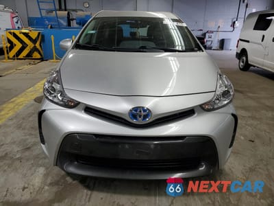 Piąte zdjęcie samochodu w środku: 2015 TOYOTA PRIUS V VIN:JTDZN3EU1FJ038779 - miniatura