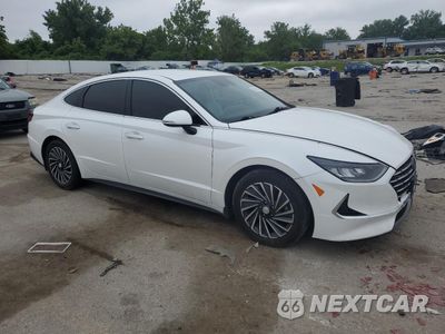 Czwarte zdjęcie samochodu z boku: 2022 HYUNDAI SONATA HYBRID VIN:KMHL34JJ6NA043435 - miniatura