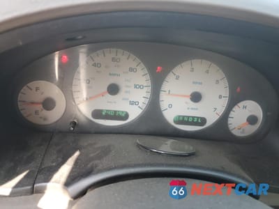 Zdjęcie 9 z 15 samochodu: 2002 DODGE GRAND CARAVAN ES VIN:2B8GP54L02R690588 - miniatura