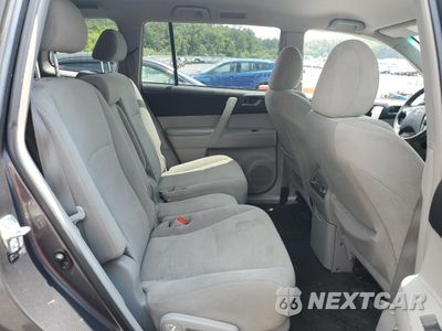Zdjęcie 11 z 13 samochodu: 2013 TOYOTA HIGHLANDER BASE VIN:5TDBK3EH2DS231911 - miniatura