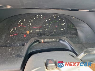 Zdjęcie 9 z 14 samochodu: 2002 LINCOLN CONTINENTAL VIN:1LNHM97V72Y693131 - miniatura