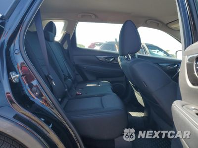 Zdjęcie 10 z 14 samochodu: 2018 NISSAN ROGUE S VIN:KNMAT2MV3JP534518 - miniatura