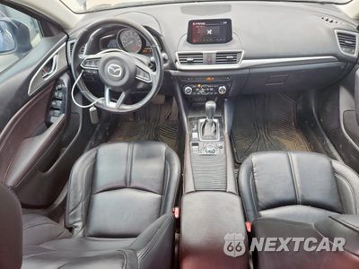 Zdjęcie 8 z 13 samochodu: 2018 MAZDA 3 TOURING VIN:3MZBN1L33JM257798 - miniatura