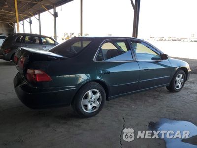 Trzecie zdjęcie samochodu z tyłu: 1998 HONDA ACCORD EX VIN:1HGCG165XWA014963 - miniatura