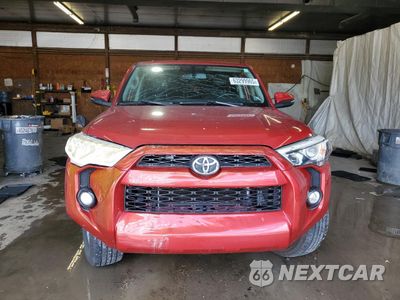 Piąte zdjęcie samochodu w środku: 2018 TOYOTA 4RUNNER SR5/SR5 PREMIUM VIN:JTEBU5JR4J5511380 - miniatura