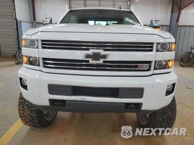 Piąte zdjęcie samochodu w środku: 2016 CHEVROLET SILVERADO K2500 HEAVY DUTY LTZ VIN:1GC1KWEG1GF277514 - miniatura