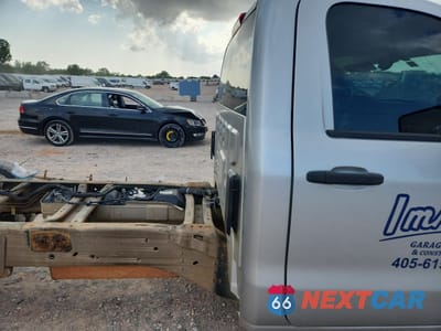 Zdjęcie 10 z 12 samochodu: 2016 CHEVROLET SILVERADO K3500 VIN:1GB3KYCG4GF101553 - miniatura