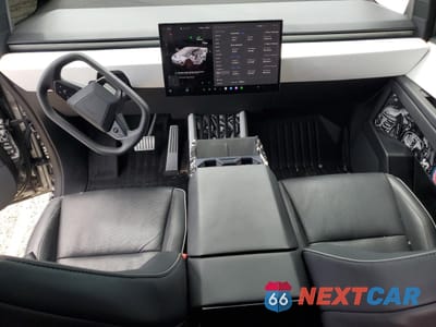 Zdjęcie 8 z 13 samochodu: 2024 TESLA CYBERTRUCK VIN:7G2CEHED4RA000603 - miniatura