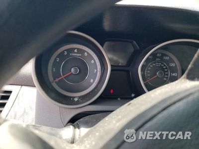Zdjęcie 9 z 12 samochodu: 2013 HYUNDAI ELANTRA GLS VIN:KMHDH4AE3DU870296 - miniatura