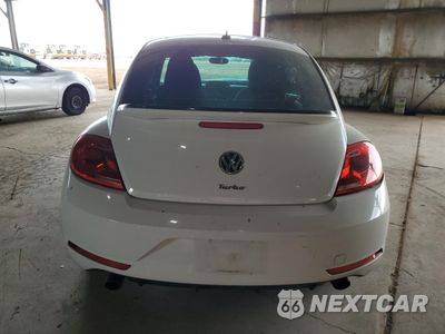 Zdjęcie 6 z 12 samochodu: 2014 VOLKSWAGEN BEETLE TURBO VIN:3VWVT7AT6EM601154 - miniatura