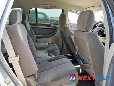 Zdjęcie 10 z 12 samochodu: 2005 CHRYSLER PACIFICA TOURING VIN:2C4GM68495R359888 - miniatura