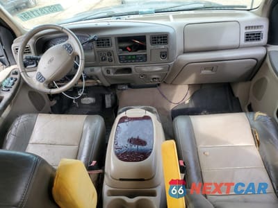 Zdjęcie 8 z 13 samochodu: 2002 FORD EXCURSION LIMITED VIN:1FMSU43F12EC39529 - miniatura