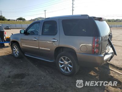 Drugie zdjęcie samochodu z przodu: 2011 GMC YUKON DENALI VIN:1GKS2EEF5BR267912 - miniatura