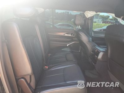 Zdjęcie 11 z 16 samochodu: 2023 JEEP WAGONEER L SERIES II VIN:1C4SJSBP6PS530032 - miniatura