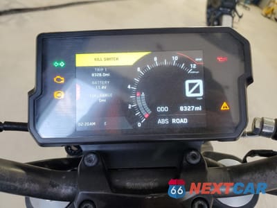 Zdjęcie 7 z 9 samochodu: 2016 KTM 390 DUKE VIN:MD2JGJ405GC286219 - miniatura