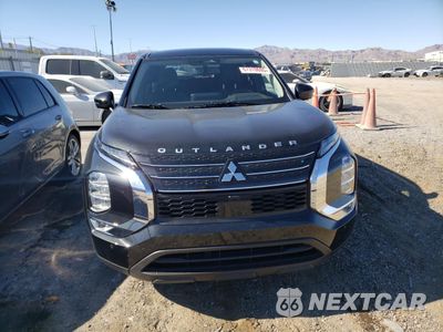 Piąte zdjęcie samochodu w środku: 2022 MITSUBISHI OUTLANDER SE VIN:JA4J3UA85NZ034682 - miniatura