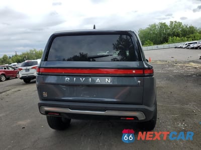 Zdjęcie 6 z 14 samochodu: 2022 RIVIAN R1S LAUNCH EDITION VIN:7PDSGABL2NN002627 - miniatura