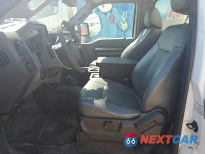 Zdjęcie 7 z 12 samochodu: 2013 FORD F450 SUPER DUTY VIN:1FDUF4GY1DEA87415 - miniatura