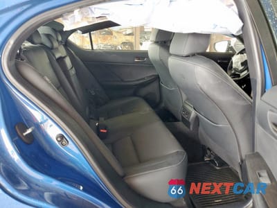 Zdjęcie 10 z 15 samochodu: 2023 LEXUS IS 300 VIN:JTHDA1D27P5124083 - miniatura