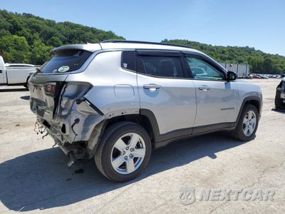Trzecie zdjęcie samochodu z tyłu: 2022 JEEP COMPASS LATITUDE VIN:3C4NJDBB4NT211804 - miniatura