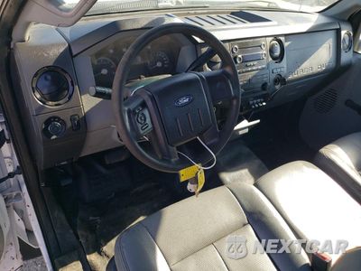 Zdjęcie 8 z 13 samochodu: 2013 FORD F450 SUPER DUTY VIN:1FDTF4GYXDEA81558 - miniatura