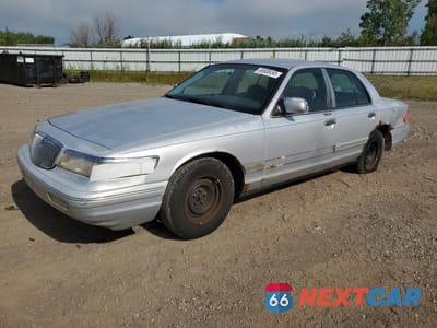 1997 MERCURY GRAND MARQUIS GS 2MELM74WXVX649188 - główne zdjęcie licytacji z USA - miniatura