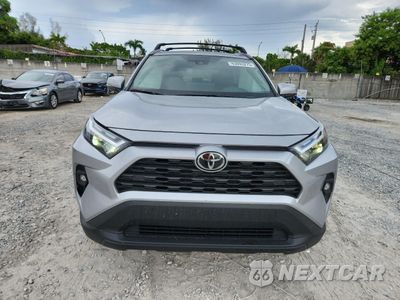 Piąte zdjęcie samochodu w środku: 2025 TOYOTA RAV4 XLE PREMIUM VIN:2T3C1RFV6SC332719 - miniatura