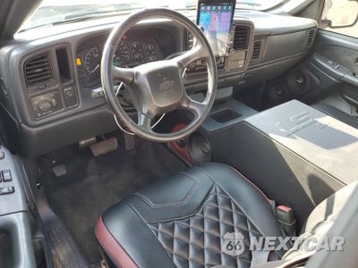 Zdjęcie 8 z 12 samochodu: 2000 CHEVROLET SILVERADO C1500 VIN:1GCEC14V7YZ111371 - miniatura