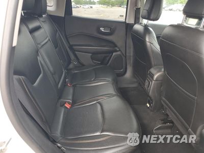 Zdjęcie 11 z 15 samochodu: 2018 JEEP COMPASS LIMITED VIN:3C4NJDCB1JT354394 - miniatura