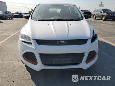 Piąte zdjęcie samochodu w środku: 2015 FORD ESCAPE S VIN:1FMCU0F78FUB12709 - miniatura