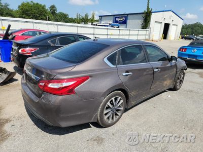 Trzecie zdjęcie samochodu z tyłu: 2016 NISSAN ALTIMA 2.5 VIN:1N4AL3AP5GC247165 - miniatura