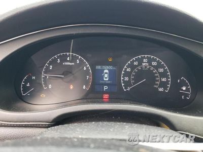Zdjęcie 9 z 12 samochodu: 2010 HYUNDAI GENESIS VIN:KMHGC4DF0AU084869 - miniatura