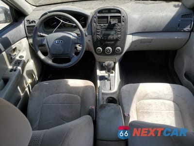 Zdjęcie 8 z 12 samochodu: 2009 KIA SPECTRA EX VIN:KNAFE222995667538 - miniatura