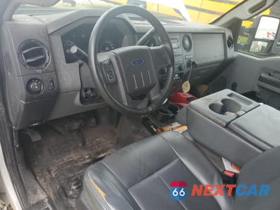Zdjęcie 8 z 13 samochodu: 2015 FORD F450 SUPER DUTY VIN:1FDUF4GYXFEA65335 - miniatura