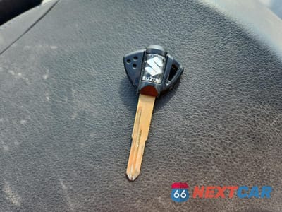 Zdjęcie 8 z 10 samochodu: 2023 SUZUKI GSX-R750 VIN:JS1GR7MA3P7100251 - miniatura