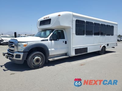 Drugie zdjęcie samochodu z przodu: 2016 FORD F550 SUPER - TRANSIT VEHICLES BUS VIN:1FDGF5GY9GEB35153 - miniatura