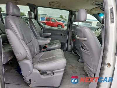 Zdjęcie 11 z 16 samochodu: 1999 CHRYSLER TOWN & COUNTRY LX VIN:1C4GP54L8XB552680 - miniatura