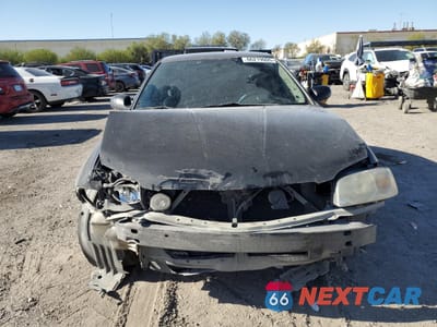 Piąte zdjęcie samochodu w środku: 2005 NISSAN SENTRA 1.8 VIN:3N1CB51DX5L547781 - miniatura