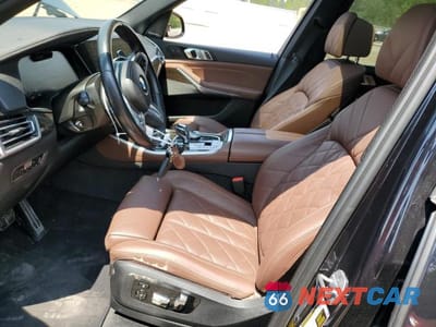 Zdjęcie 7 z 13 samochodu: 2023 BMW X5 M50I VIN:5UXJU4C01P9R91533 - miniatura
