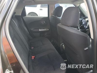Zdjęcie 11 z 13 samochodu: 2011 NISSAN JUKE S VIN:JN8AF5MV4BT021025 - miniatura