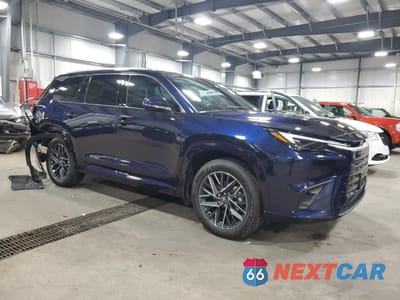 Czwarte zdjęcie samochodu z boku: 2025 LEXUS TX 350 BASE VIN:5TDAAAB62SS030271 - miniatura