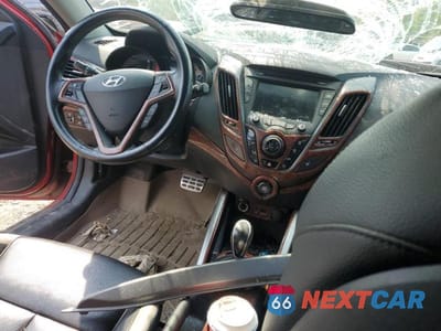 Zdjęcie 8 z 12 samochodu: 2015 HYUNDAI VELOSTER TURBO VIN:KMHTC6AE2FU218987 - miniatura