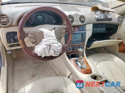 Zdjęcie 8 z 12 samochodu: 2008 MERCEDES-BENZ CLK 350 VIN:WDBTJ56H58F241371 - miniatura