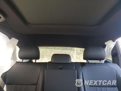 Zdjęcie 10 z 13 samochodu: 2024 VOLKSWAGEN TIGUAN SE R-LINE BLACK VIN:3VVCB7AXXRM221466 - miniatura
