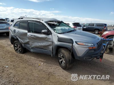 Czwarte zdjęcie samochodu z boku: 2014 JEEP CHEROKEE TRAILHAWK VIN:1C4PJMBB0EW109645 - miniatura