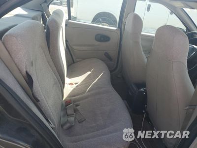 Zdjęcie 10 z 12 samochodu: 2000 SATURN SL1 VIN:1G8ZH5283YZ256537 - miniatura