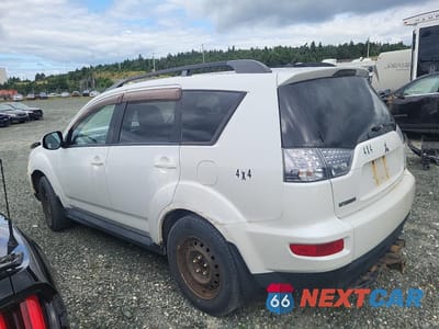 Drugie zdjęcie samochodu z przodu: 2010 MITSUBISHI OUTLANDER XLS VIN:JA4JT3AX1AZ601711 - miniatura