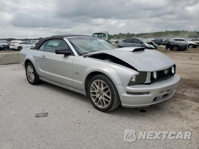 Czwarte zdjęcie samochodu z boku: 2005 FORD MUSTANG GT VIN:1ZVFT85HX55223927 - miniatura