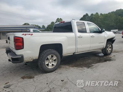 Trzecie zdjęcie samochodu z tyłu: 2018 CHEVROLET SILVERADO K1500 LT VIN:1GCVKREC9JZ194452 - miniatura